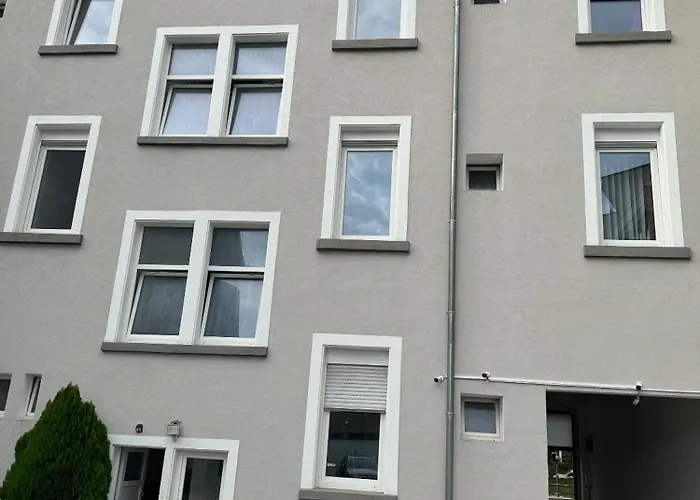 Zentrale 3 Zimmerwohnung Mit Kostenlosem Stellplatz