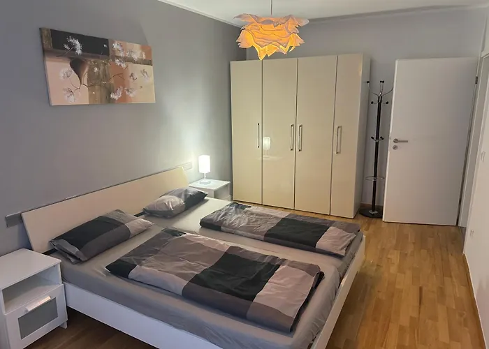 Zentrale 3 Zimmerwohnung Mit Kostenlosem Stellplatz