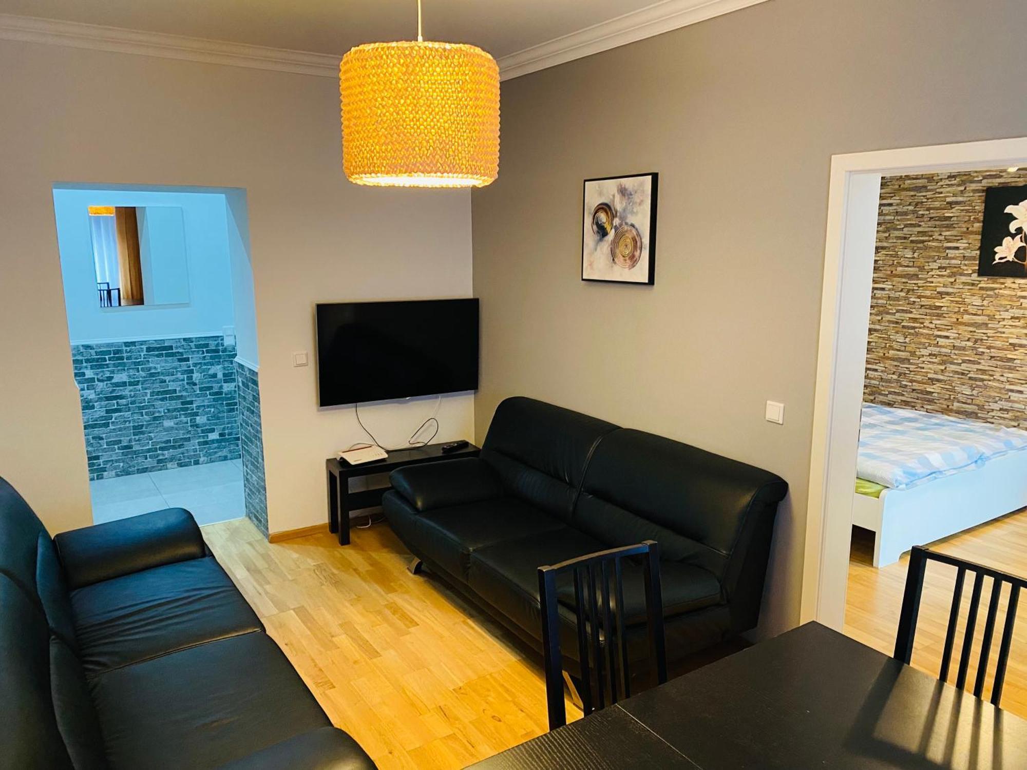 Zentrale 3 Zimmerwohnung Mit Kostenlosem Stellplatz Apartment
