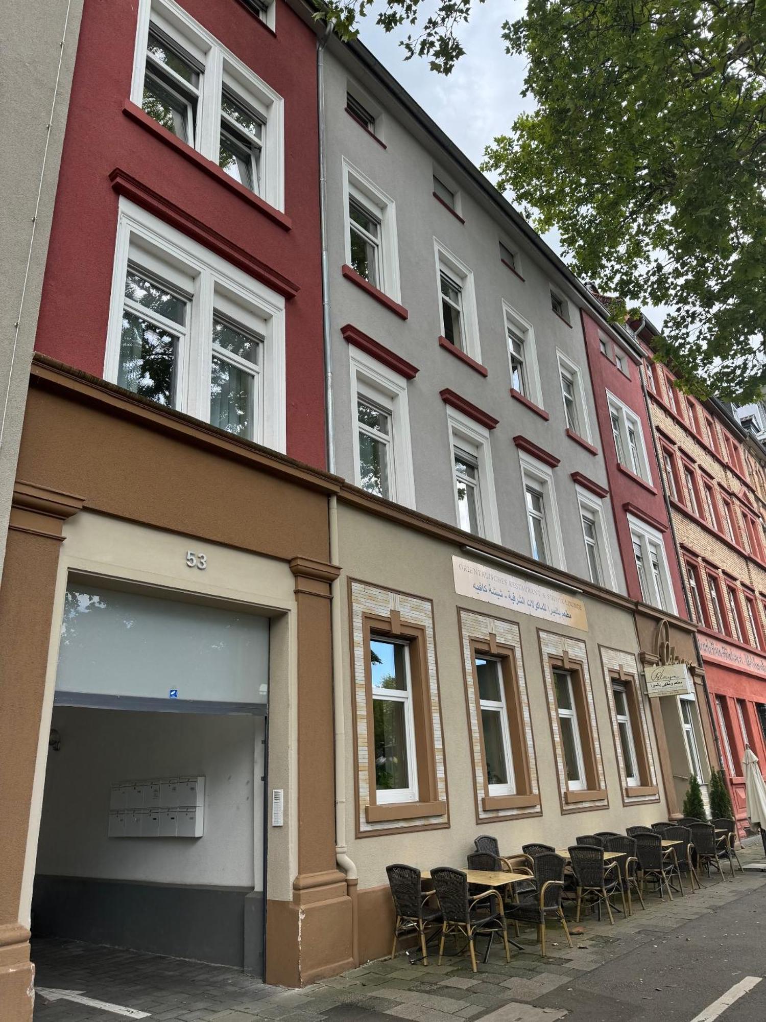 Zentrale 3 Zimmerwohnung Mit Kostenlosem Stellplatz *